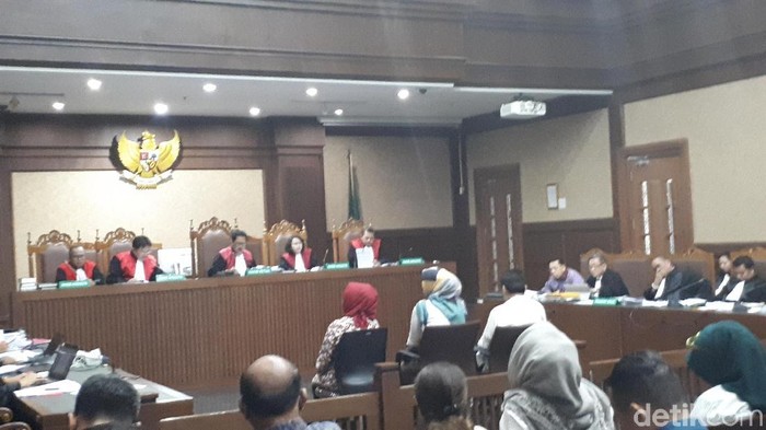 Politikus PPP: Agun Bilang Gajah-gajah yang Punya Proyek e-KTP