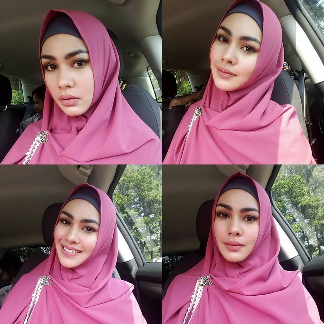Sebelum berkomitmen penuh mengenakan hijab, ia sudah sering tampil mengenakan kerudung. Di beberapa momen seperti perayaan Idul Adha ia tampak mengenakan hijab berbahan sifon dengan tambahan bros sebagai pemanis. Foto: Instagram/KartikaPutriWorld