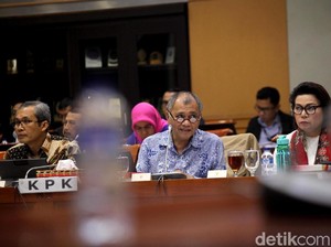 Di DPR, KPK Ungkap Penyidikan Sosok FA di Kasus Satelit Bakamla