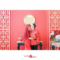 Setelah akad nikah, Angel Lelga dan Vicky Prasetyo menjalani prosesi Tea Pai. Acara ini merupakan adat Tionghoa di mana Vicky meminta restu dari keluarga Angel Lelga. Foto: Instagram