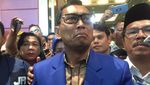 Berita Heboh: King Cobra Raksasa Hingga Kesaksian Novanto di e-KTP