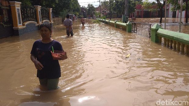 Seribuan Rumah di Astajapura Cirebon Terendam Banjir