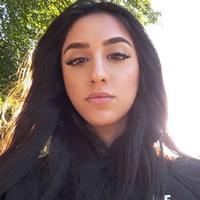 Memiliki wajah cantik, namun bertubuh kekar ini lah membuat Bakhar jadi sorotan. (Foto: Instagram)