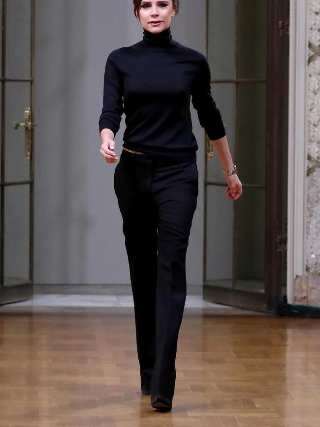 Terakhir, ada tipe Michael Flatet seperti bokong Victoria Beckham. Tipe ini dimiliki orang-orang yang terlihat seperti tidak memiliki bokong, baik karena kurang berotot di bagian tersebut maupun kurang banyak timbunan lemaknya. (Foto: JP Yim/Getty Images)