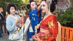 Foto: Ketika Ice Skater Cantik dari Rusia Pergi Traveling