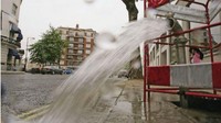 London. Jarangnya hujan di London membuat kota itu bergantung pada sungai untuk masalah air. Pejabat berwenang mengatakan bahwa kota itu bisa saja mengalami masalah penyediaan air pada 2025 dan kekurangan pada 2040. (Foto: via BBC)