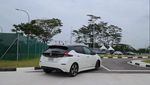 Merasakan Nyamannya Mobil Listrik Terlaris di Dunia