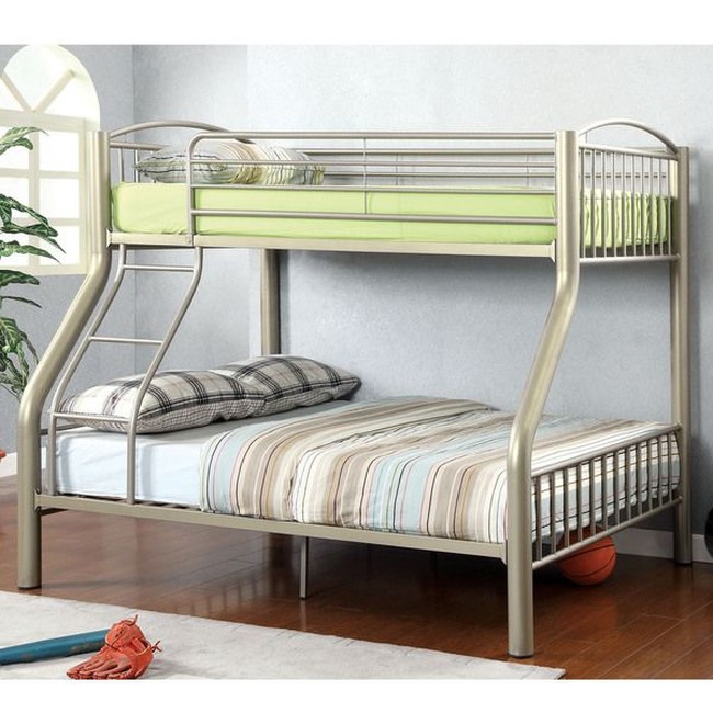 Untuk memberikan kesan modern pada kamar anak, Kristy menyebutkan material metal atau nuansa metalik akan cukup mendominasi. Foto: Thinkstock