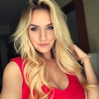 Memiliki wajah cantik dan tubuh seksi, Paige kerap membuat penggemarnya salah fokus. Selamat hari Valentine Paige, kamu dikagumi banyak orang, termasuk olehku, kata netizen. Jadilah Valentine-ku Paige, tambah yang lain. Foto: Dok. Instagram/_paige.renee