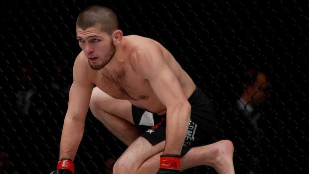 Khabib Nurmagomedov tampil meyakinkan dalam laga menghadapi Conor McGregor dalam pertarungan UFC 229.