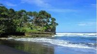 Pantai Batu Hiu (Foto: DetikTravel)