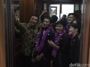 Sambut Juara Bulutangkis Beregu Asia, Menpora: Doanya Apa?