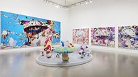 Di pameran retrospektif perdana di Galeri Seni Vancouver Kanada, dia menampilkan 55 lukisan, pahatan, dan karya seni instalasinya.  Foto: Rachel Topham, Vancouver Art Gallery
