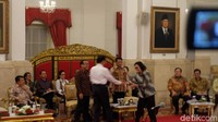 Ucapan selamat ini diberikan Jokowi saat membuka sidang kabinet paripurna di Istana.