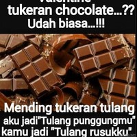 Tukeran cokelat sudah biasa. Bagaimana kalau langsung tukeran tulang saja?  Foto: Istimewa