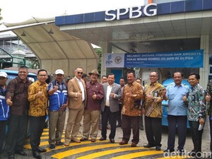 Pengakuan Sopir Bajaj dan Taksi yang Lebih Untung Pakai Gas