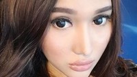 Mike pun mendoakan agar karir transgender bernama asli Muhammad Fattah itu semakin baik. (Dok. Instagram/lucintaluna)