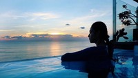 Beberapa kali Pungky mengunggah foto di Bali, sekalian liburan dan juga menemui sang pacar mungkin? (Pungky Afriecia/Instagram)