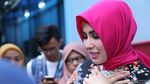 Berhijab, Kartika Putri Makin Cantik