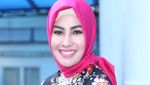 Cantiknya Kartika Putri Berhijab, Rianti Cartwright hingga Pamela Bowie