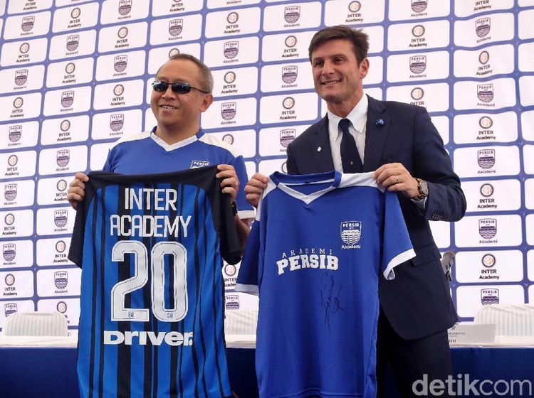 Zanetti Hadiri Peluncuran Akademi Persib