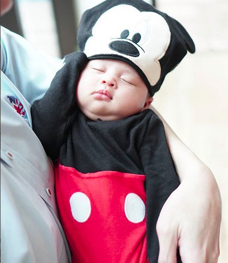 Aih! Lucunya Baby Rapha, Jagoan Cilik Sandra Dewi-Harvey Moeis
