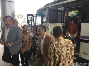 Usai Kunjungi PGN, Panja DPR Cek Holding Migas ke Pertamina