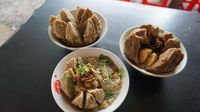 Yuk, Jajan Bakso Buaya hingga Bakso Janda yang Gurih Kenyal!