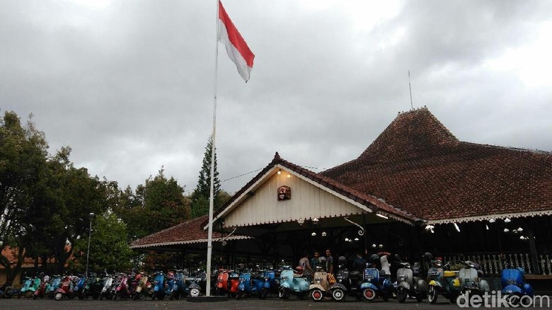 Ribuan Scooters Siap Buat Sesak Purworejo Foto: DetikOto Ribuan Scooters Siap Buat Sesak Purworejo Foto: DetikOto
