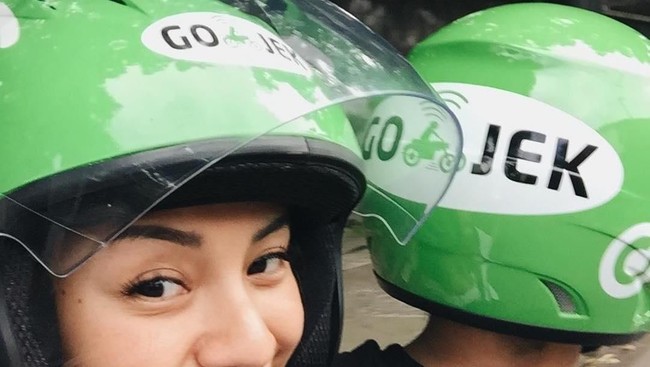 Menhub Beberkan Nasib Taksi dan Ojek Online
