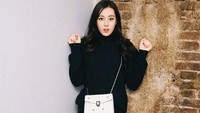 Dara berusia 25 tahun itu juga aktif dalam dunia modelling. (Dok. Instagram/dear_dlrb)
