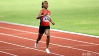 Hima finis tercepat di lari 200 meter putri untuk ajang test event ini.