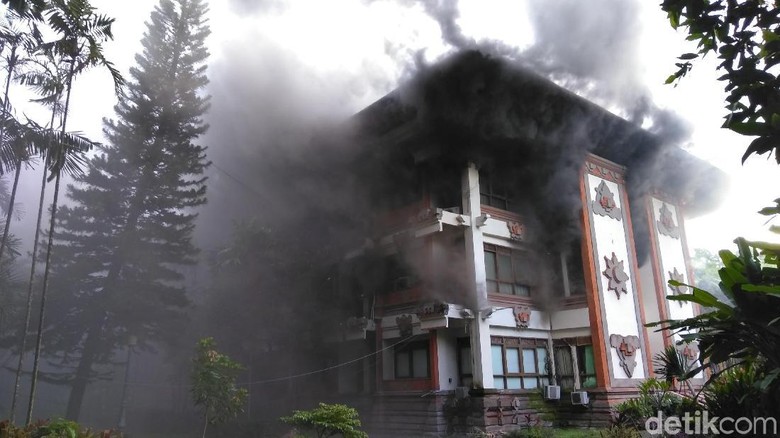 Kantor Biro Hukum Terbakar, Gubernur Bali: Dokumen Penting Aman Kantor Biro Hukum Terbakar, Gubernur Bali: Dokumen Penting Aman