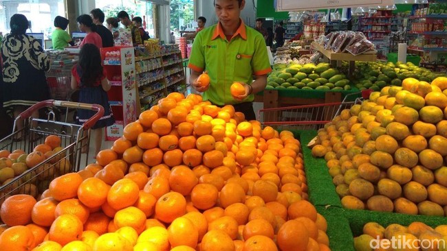 Polemik Izin Impor di Tengah Langkanya Jeruk Mandarin