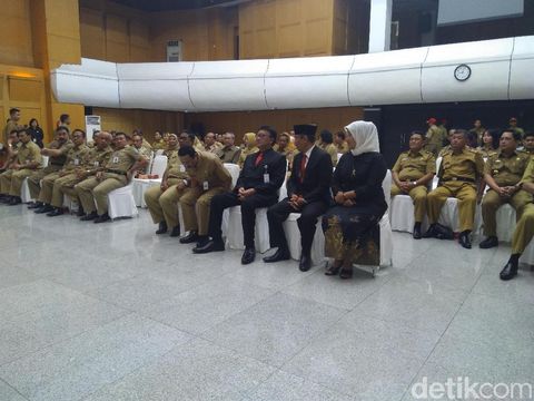 Tjahjo Lantik Pjs Gubernur Lampung, Minta Stabilitas Keamanan Dijaga 