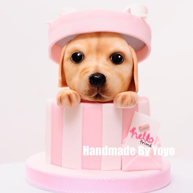 Deretan Kue Mirip Anjing Sungguhan hingga Kafe Bertema Superhero Keren