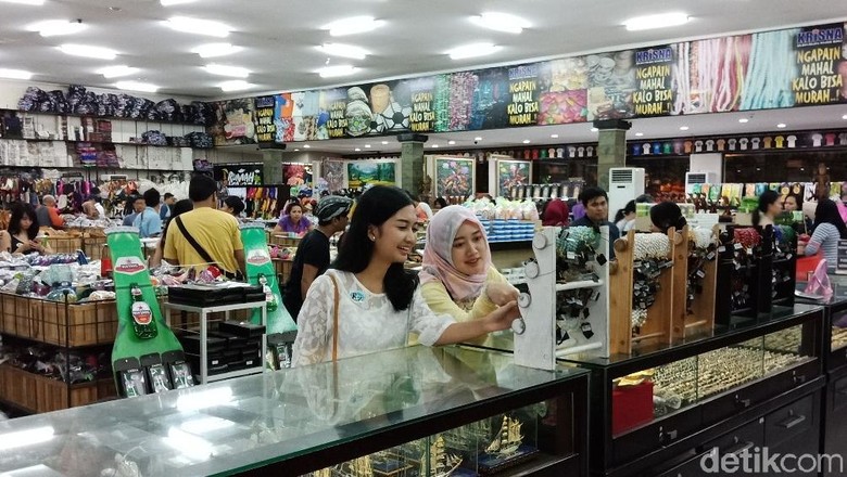 Krisna Tokoh Oleh-oleh (Ahmad Masaul/detikTravel) Krisna Tokoh Oleh-oleh (Ahmad Masaul/detikTravel)