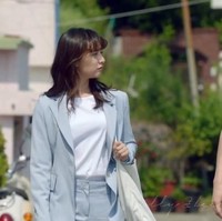 Salah satu adegan paling manis dari drama Fight For My Way adalah ketika Ko Dong Man membelikan Choi Ae Ra tas untuk membawa perlengkapannya. Wanita akan sangat suka diberikan kado Valentine yang berguna untuknya dan bisa dipakai setiap hari. Foto: Istimewa