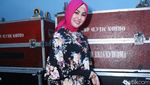 Berhijab, Kartika Putri Makin Cantik