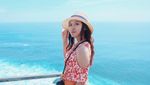Foto: Liburannya Pungky Afriecia, Atlet Voli Cantik Indonesia