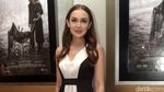 Stunning! Rianti Cartwright Anggun dengan Dress Monokrom
