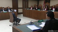 Jaksa menilai Setia Budi terbukti memberikan moge jenis Harley Davidson kepada Sigit. Pemberian motor tersebut terkait dengan pemeriksaan dengan tujuan tertentu terhadap PT Jasa Marga Persero pada 2017.