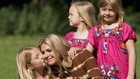 Dari pernikahannya dengan Willem-Alexander, Maxima dikaruniai 3 anak perempuan.