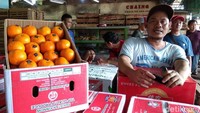 Untuk sekarang paling banyak dari Pakistan. Kalau biasanya dari China paling banyak. Kurang tahu kenapa sekarang lagi banyak yang dari Pakistan, ujarnya.