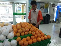 Polemik Izin Impor di Tengah Langkanya Jeruk Mandarin