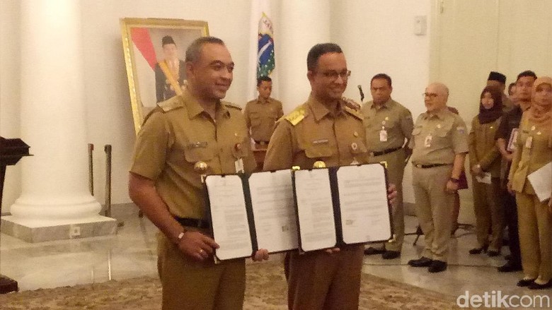 Pemprov DKI Kerja Sama dengan Tangerang Penuhi Kebutuhan Air Bersih Pemprov DKI Kerja Sama dengan Tangerang Penuhi Kebutuhan Air Bersih