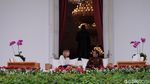 Bincang Hangat Jokowi dan Ratu Maxima di Beranda Istana