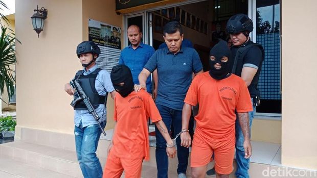 Kedua pelaku ditangkap pada Selasa (6/2)
