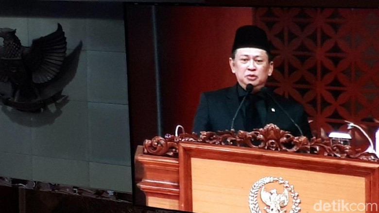 Baca Pantun Saat Pidato, Bamsoet: Terpilih Lagi Siapa Tak Ingin Baca Pantun Saat Pidato, Bamsoet: Terpilih Lagi Siapa Tak Ingin