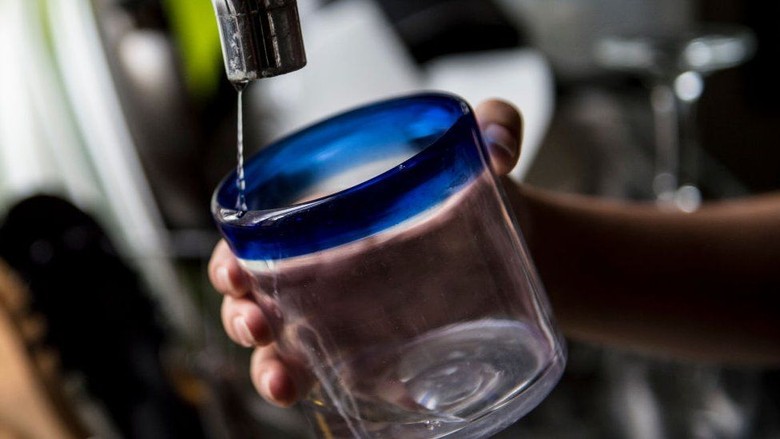 Jakarta dan 10 Kota di Dunia Bakal Alami Kelangkaan Air Minum Jakarta dan 10 Kota di Dunia Bakal Alami Kelangkaan Air Minum